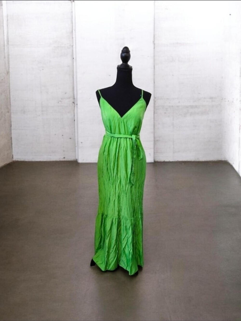 ALICE Elegant Kelly Green Maxi Dress S
